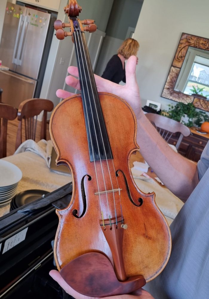 Original violin Joel Schut